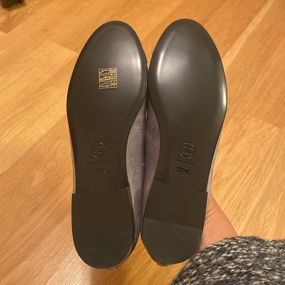 Authentic Brand New Chanel Velvet Ballet Flats - Picture 4 of 7